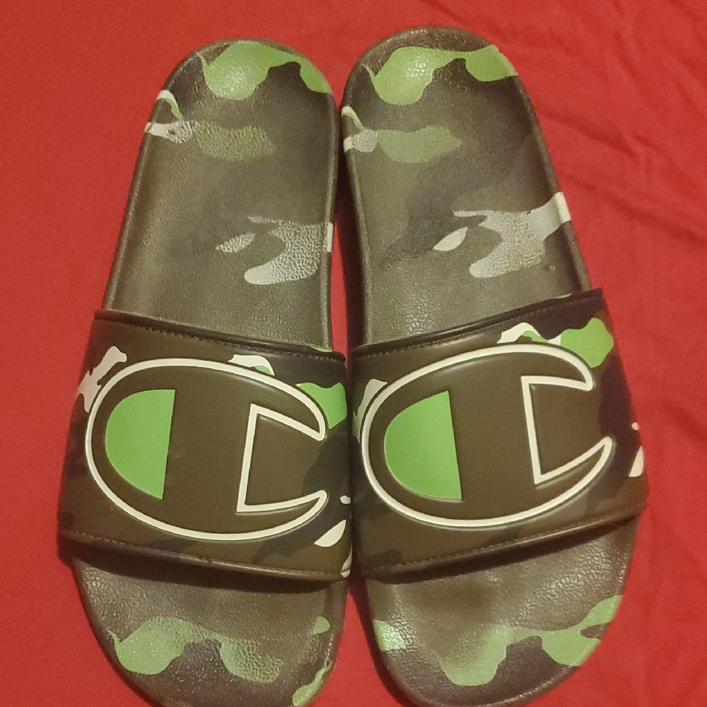 Champion Slide Sandals - Green Camo
